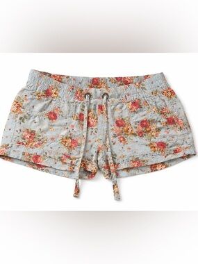 Staccato Women's Floral Mini Shorts - Size L I
Lightweight, Perfect For Summer